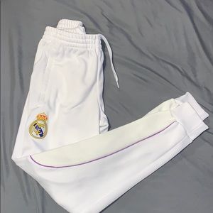 Addidas joggers soccer team (Real Madrid)